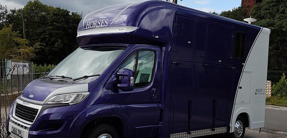 Purple Horse Box Respray